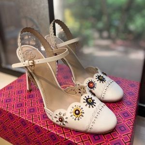 Tory Burch Heels: Ivory Marguerite Perf 105mm